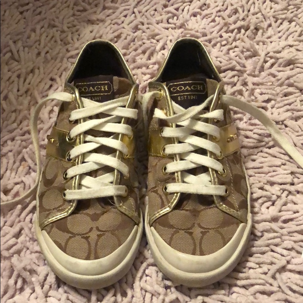 COACH SNEAKERS. SIZE 7